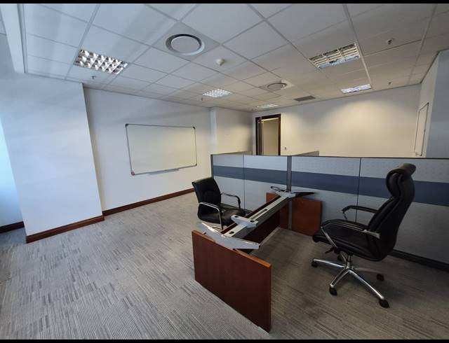 45M² OFFICE TO LET IN SANDTON CENTRAL